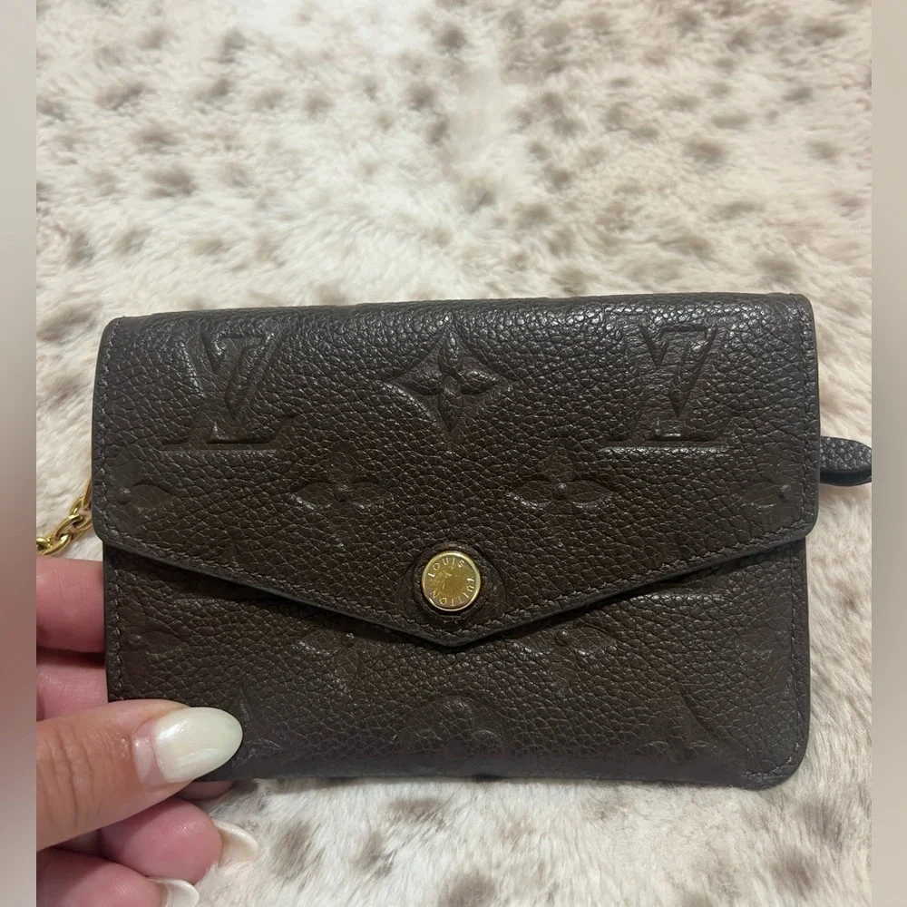 Louis Vuitton elegant card